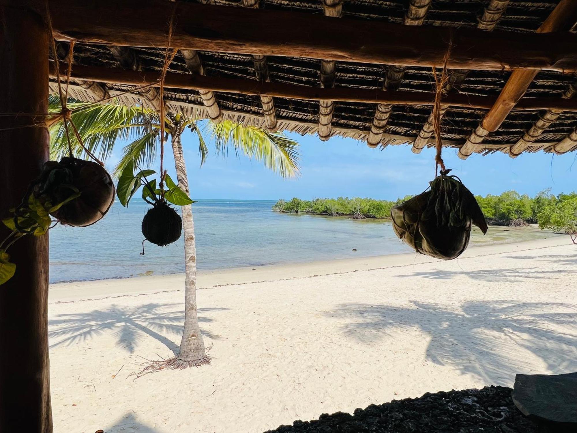 Mwazaro Beach Lodge Shimoni Exteriér fotografie